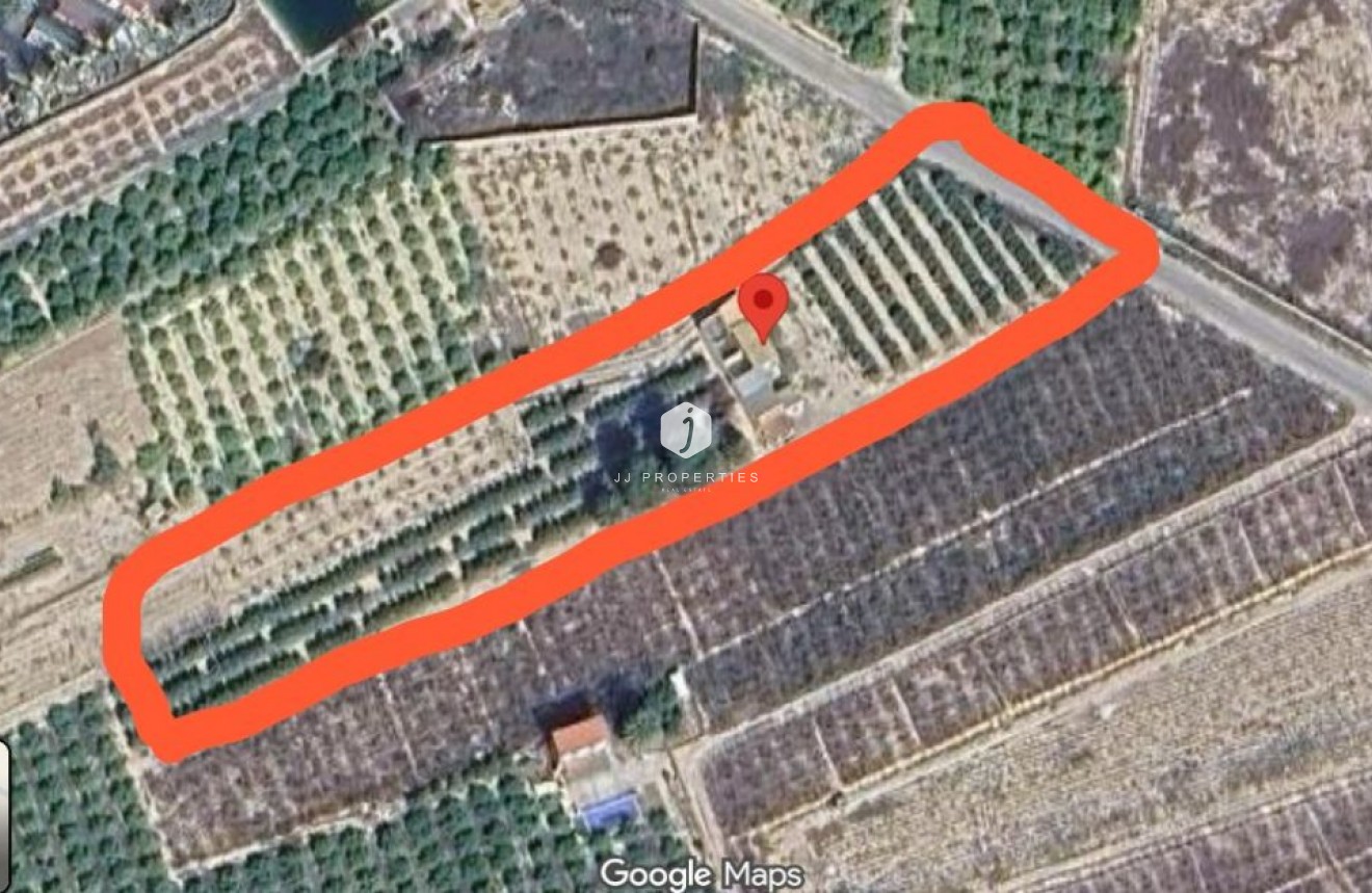 Aus zweiter Hand - Landgut -
Albatera - Inland