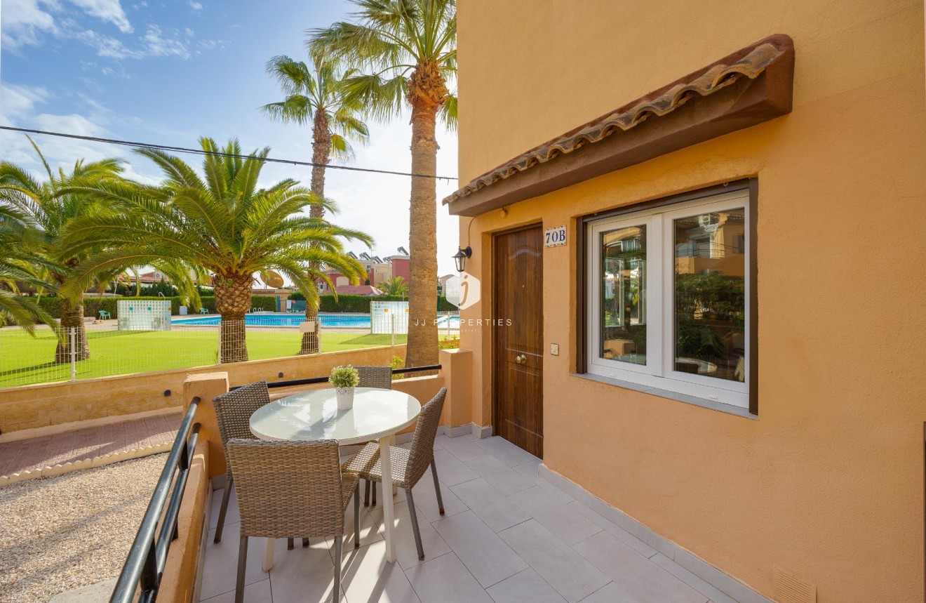 Resale - Apartment / flat -
Torrevieja - Costa Blanca