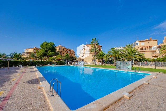 Resale - Apartment / flat -
Torrevieja - Costa Blanca