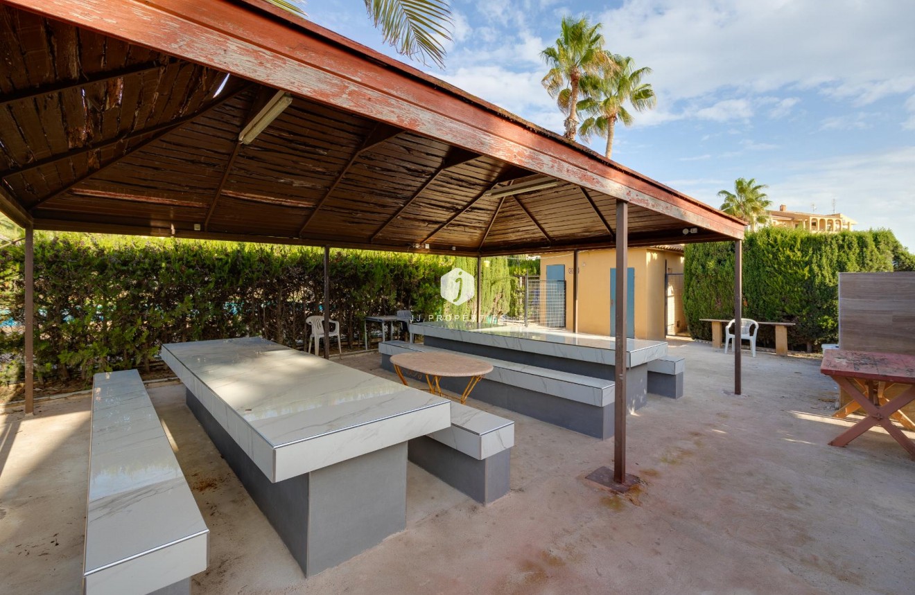 Resale - Apartment / flat -
Torrevieja - Costa Blanca