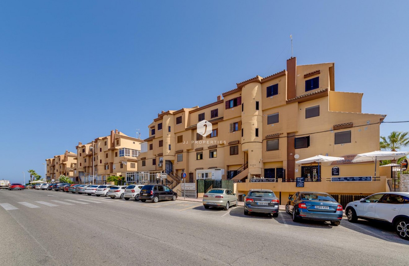 Resale - Apartment / flat -
Torrevieja - Costa Blanca