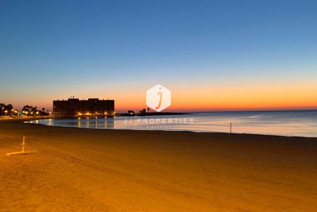 Aus zweiter Hand - Wohnung -
Torrevieja - Curva Del Palangre