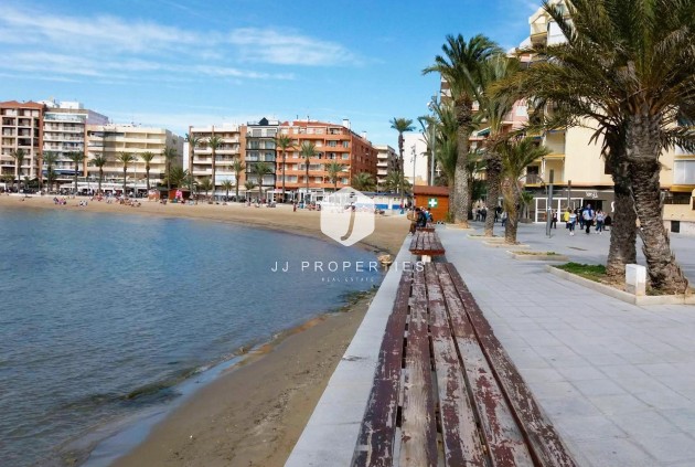 Aus zweiter Hand - Wohnung -
Torrevieja - Curva Del Palangre