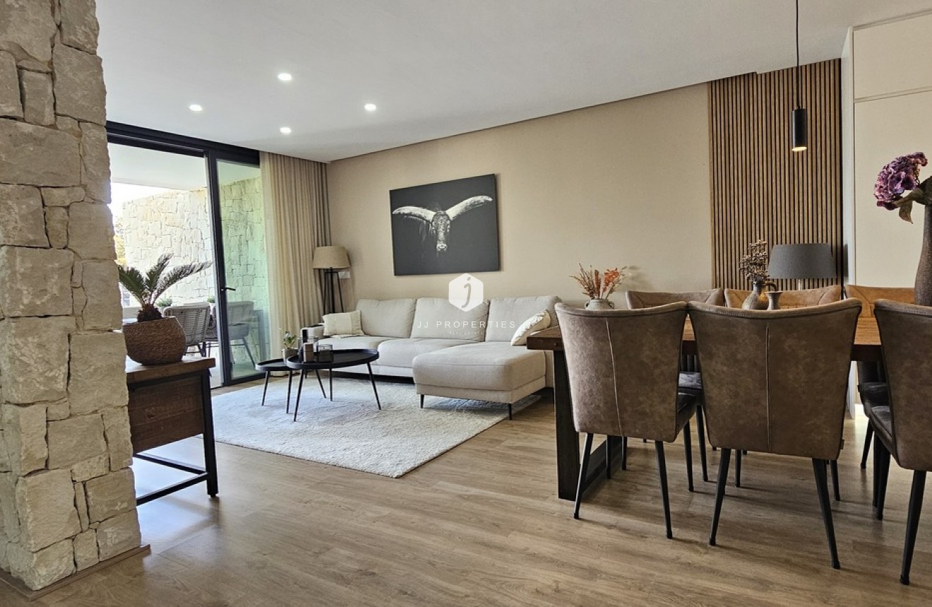 Resale - Villa -
Dolores - Sector 4