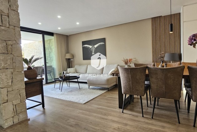 Resale - Villa -
Dolores - Sector 4