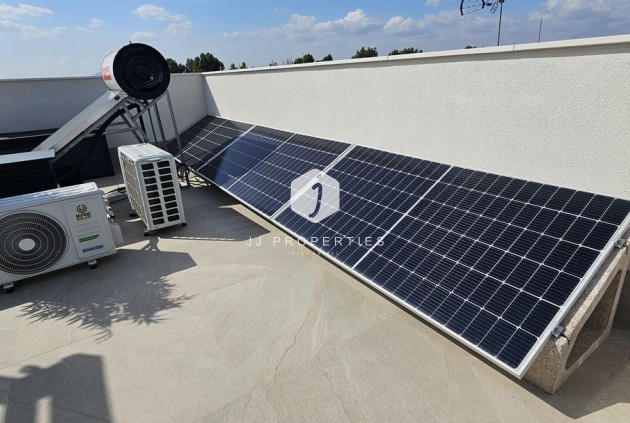 Resale - Villa -
Dolores - Sector 4