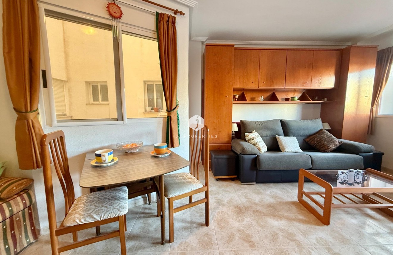 Aus zweiter Hand - Wohnung -
Torrevieja - PARQUE DE LAS NACIONES