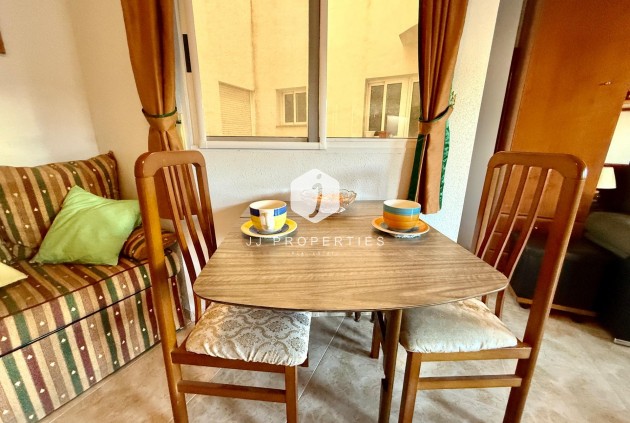 Aus zweiter Hand - Wohnung -
Torrevieja - PARQUE DE LAS NACIONES