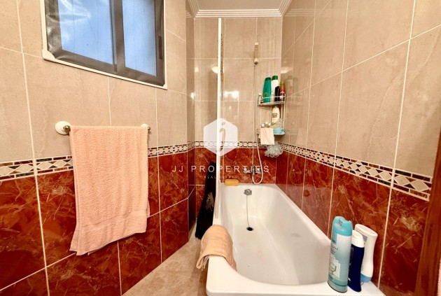 Aus zweiter Hand - Wohnung -
Torrevieja - PARQUE DE LAS NACIONES