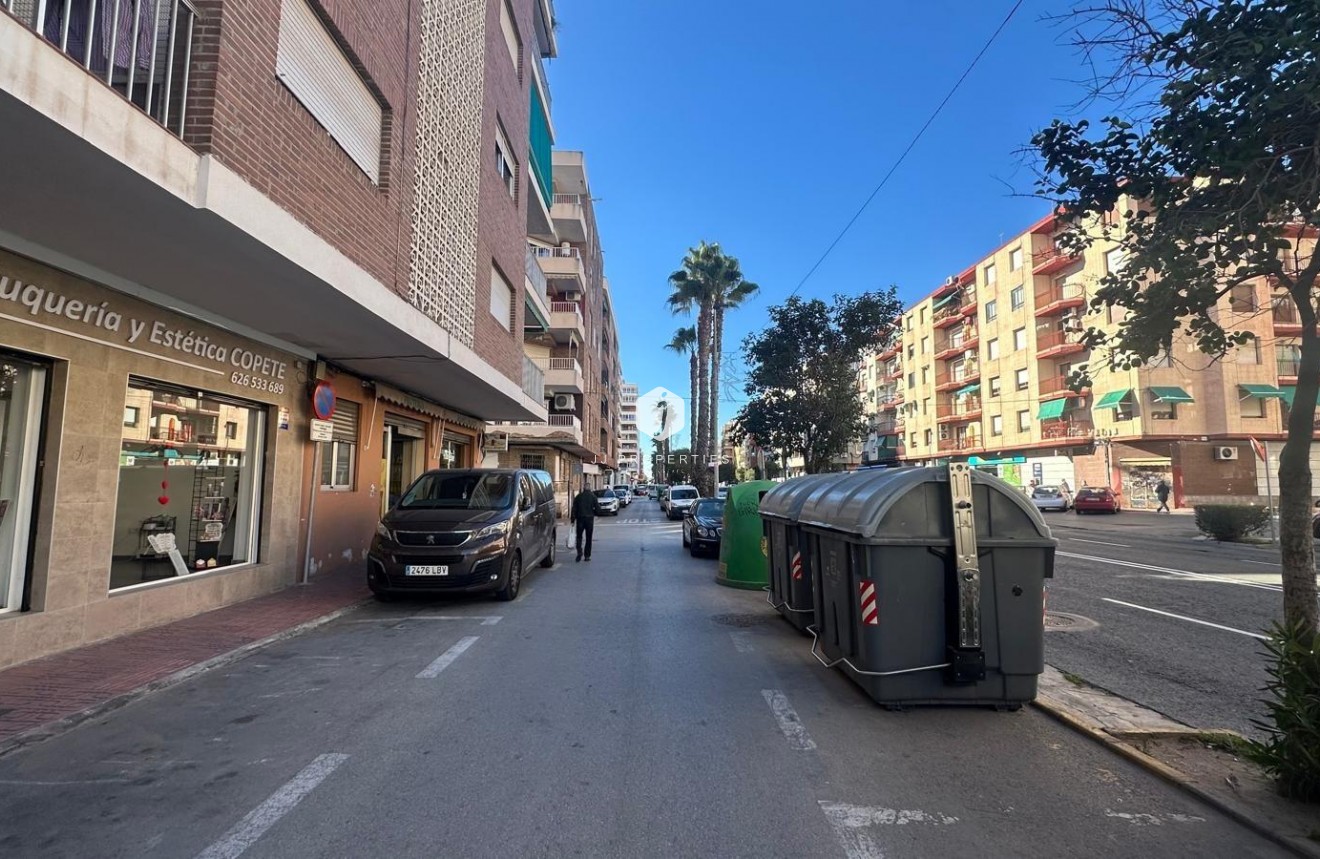 Aus zweiter Hand - Wohnung -
Torrevieja - Acequion