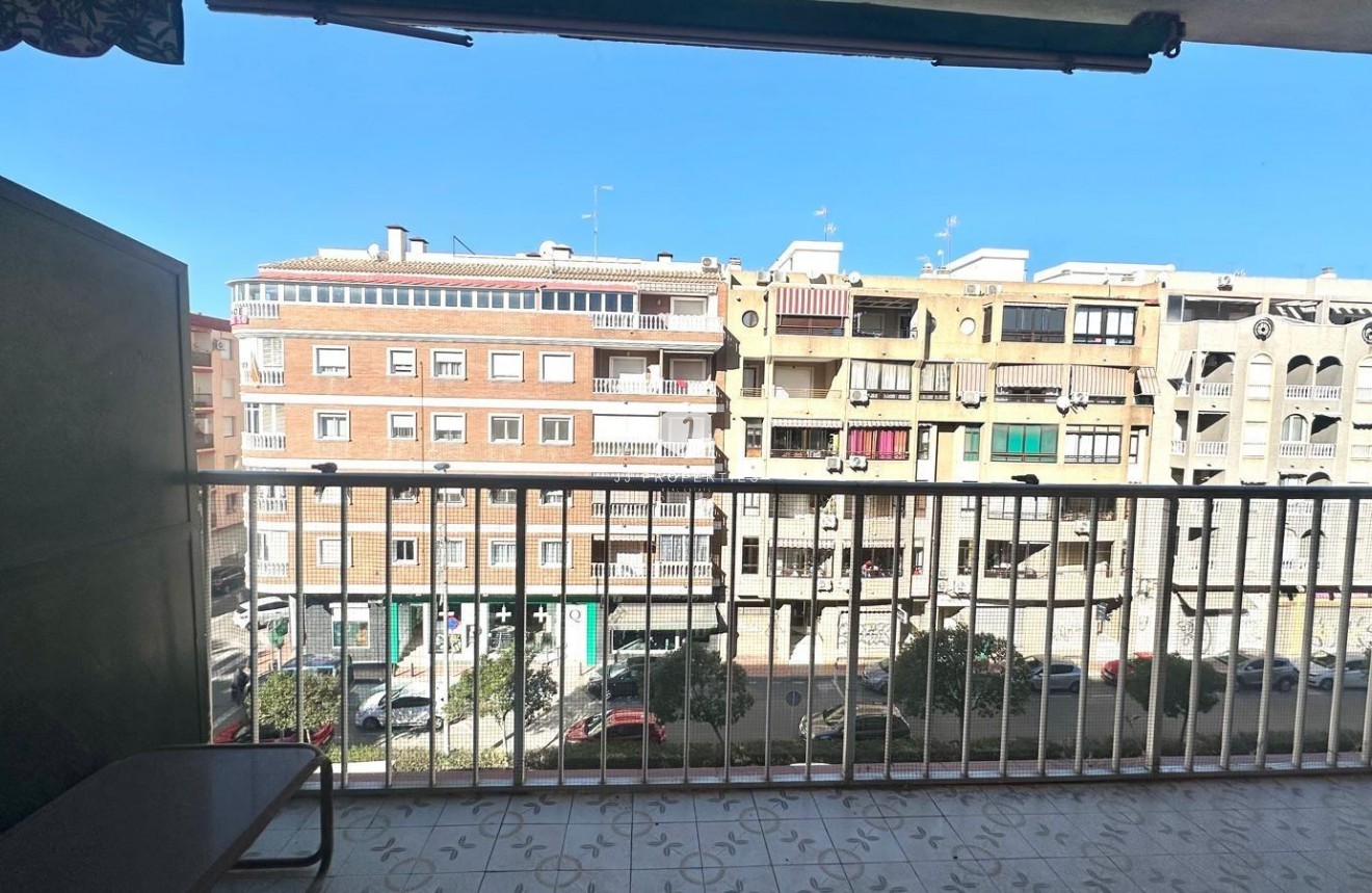 Aus zweiter Hand - Wohnung -
Torrevieja - Acequion