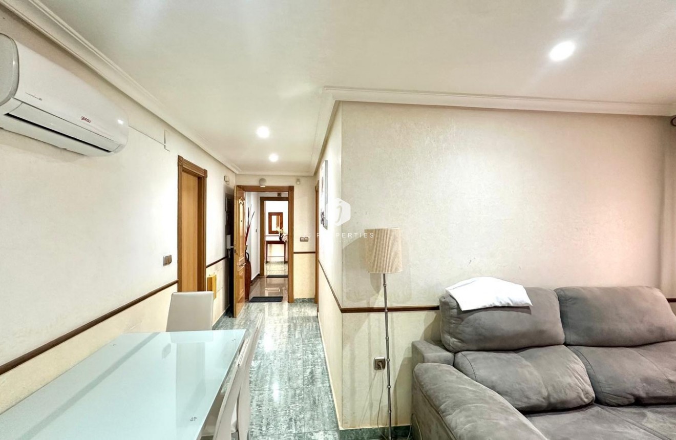 Resale - Penthouse -
Torrevieja