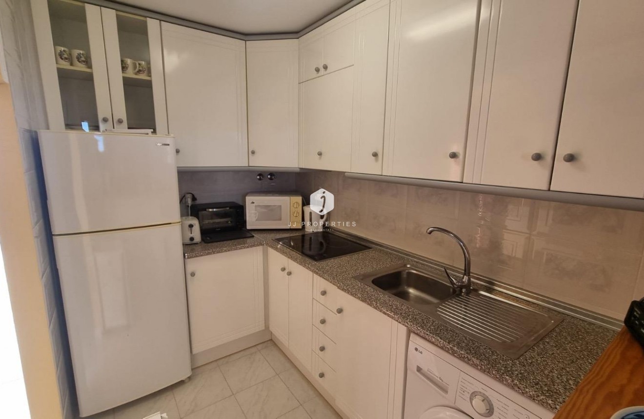 Resale - Apartment / flat -
Torrevieja - La Mata