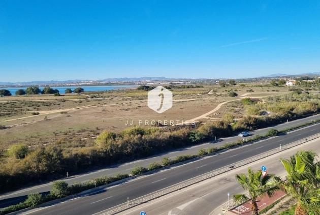 Resale - Apartment / flat -
Torrevieja - La Mata
