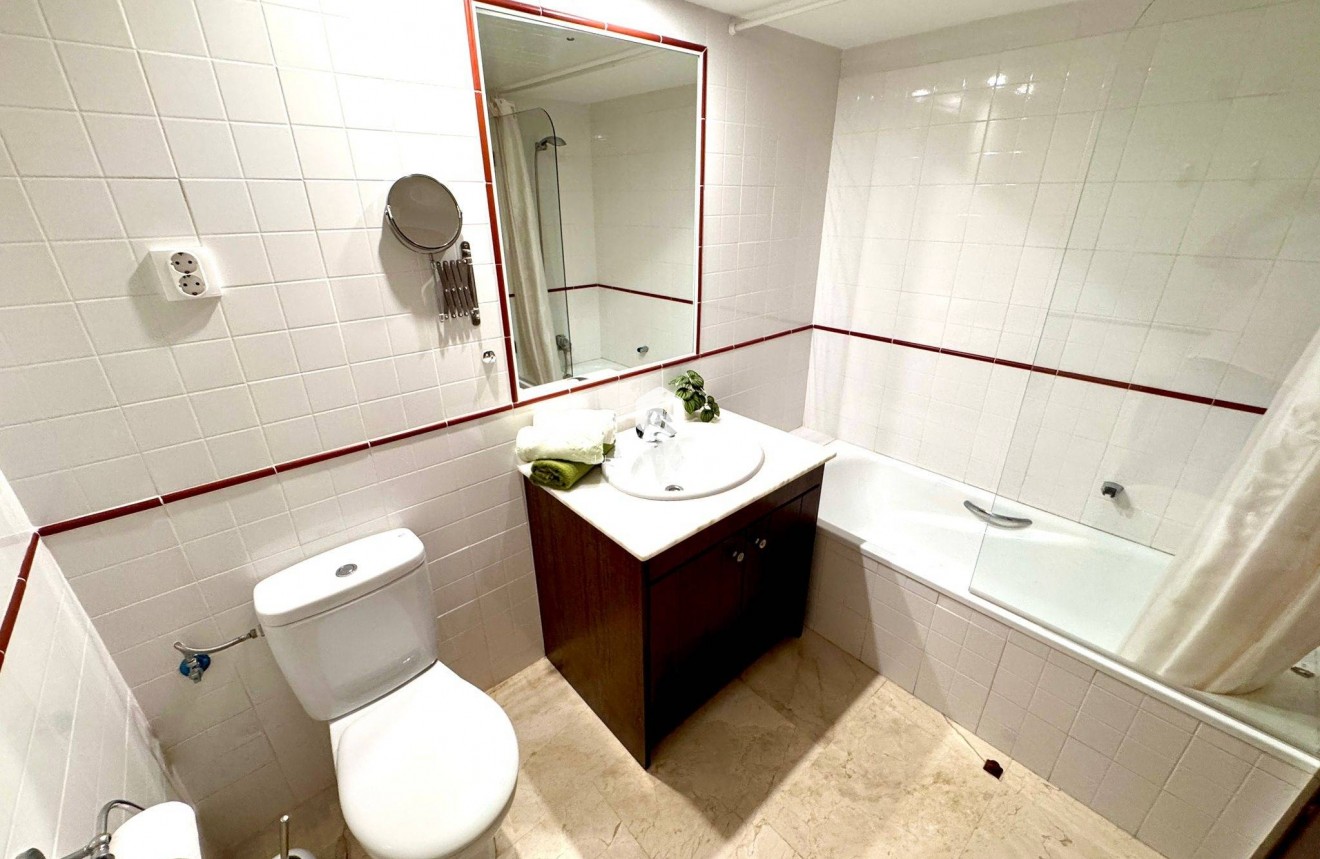 Aus zweiter Hand - Wohnung -
Torrevieja - Punta prima