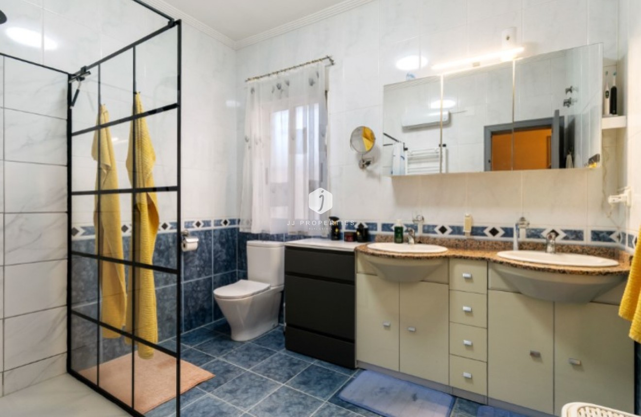 Aus zweiter Hand - Villa -
Torrevieja - Costa Blanca