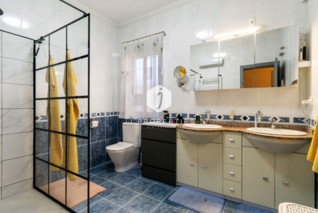 Aus zweiter Hand - Villa -
Torrevieja - Costa Blanca