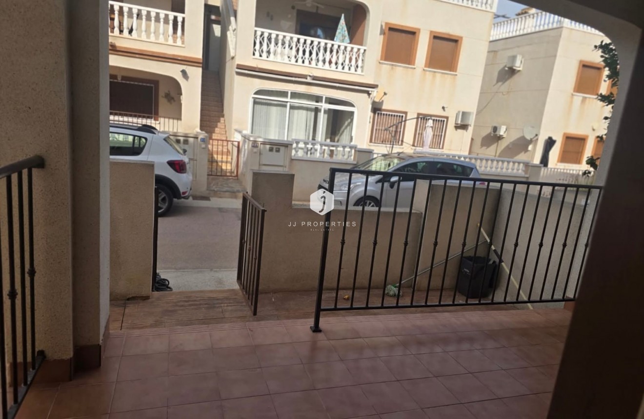 Aus zweiter Hand - Wohnung -
Daya Vieja - Costa Blanca
