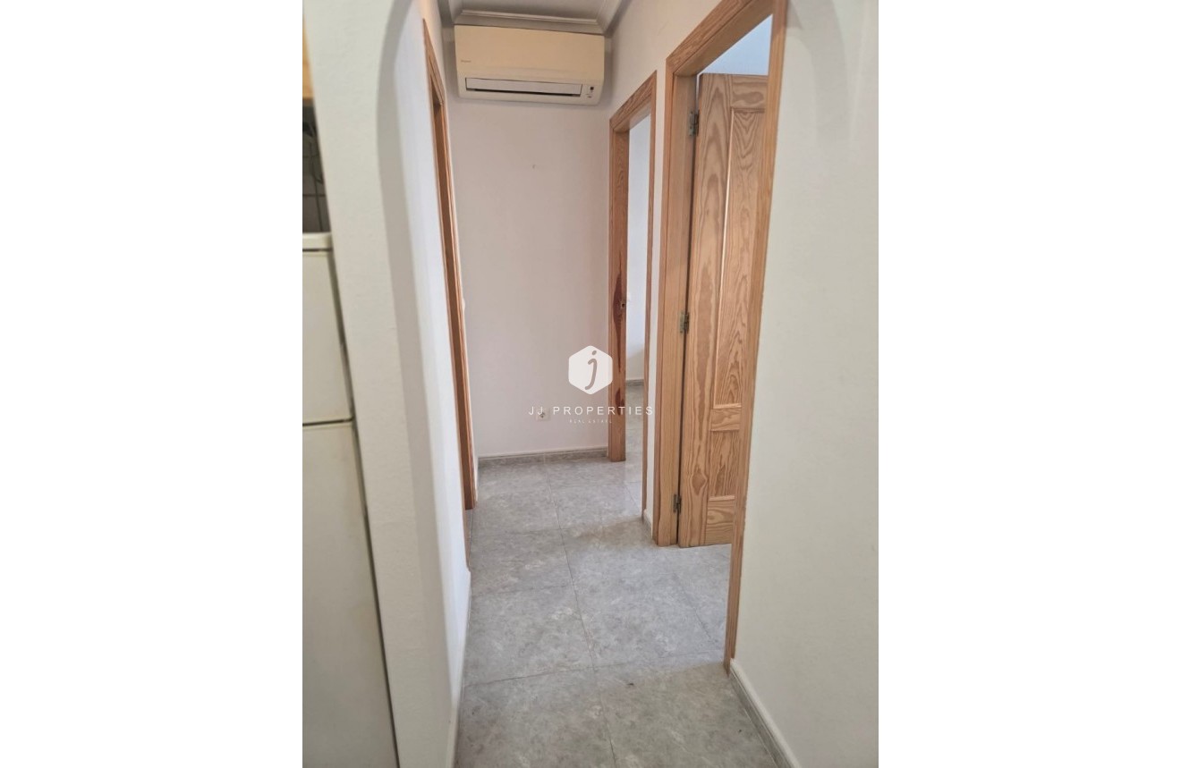 Aus zweiter Hand - Wohnung -
Daya Vieja - Costa Blanca