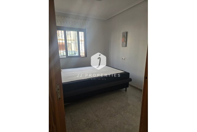 Aus zweiter Hand - Wohnung -
Daya Vieja - Costa Blanca