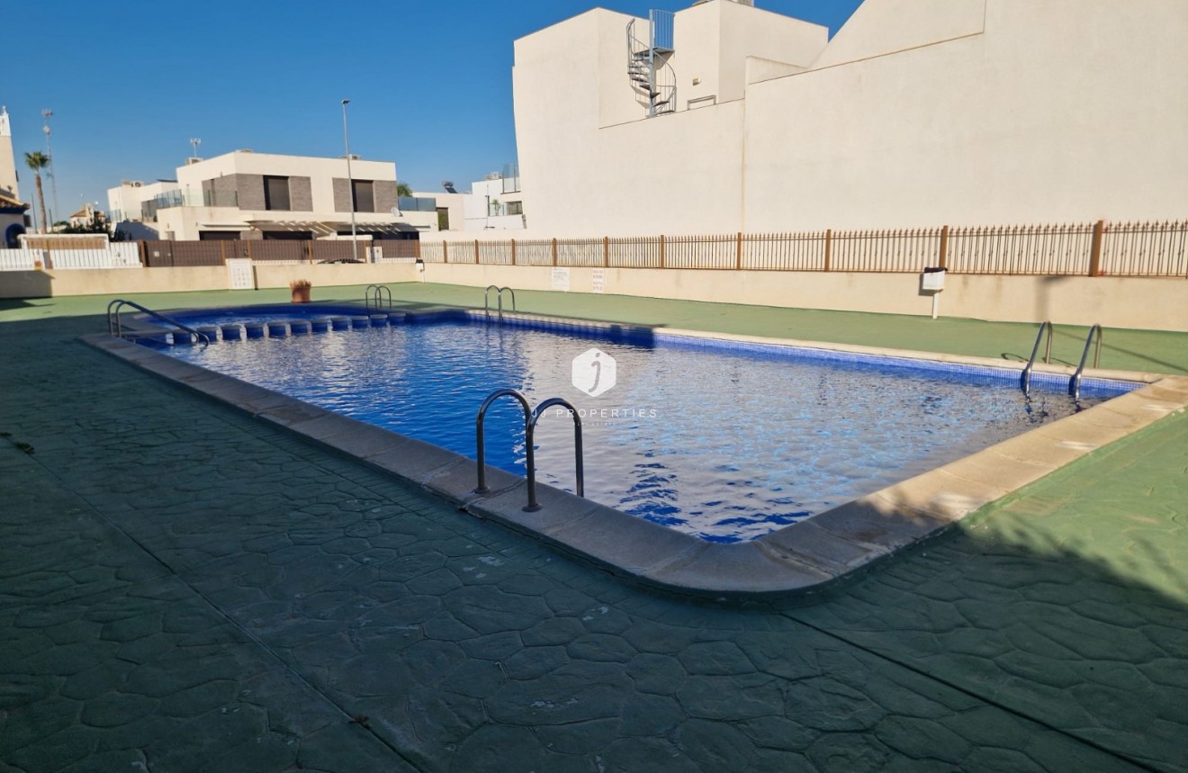 Aus zweiter Hand - Wohnung -
Daya Vieja - Costa Blanca