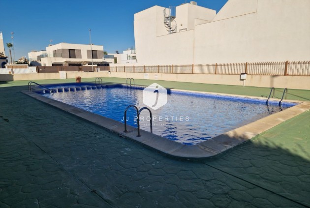 Aus zweiter Hand - Wohnung -
Daya Vieja - Costa Blanca