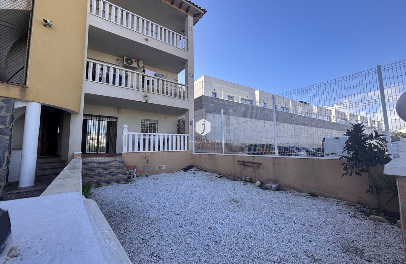 Aus zweiter Hand - Wohnung -
Cabo Roig - Costa Blanca