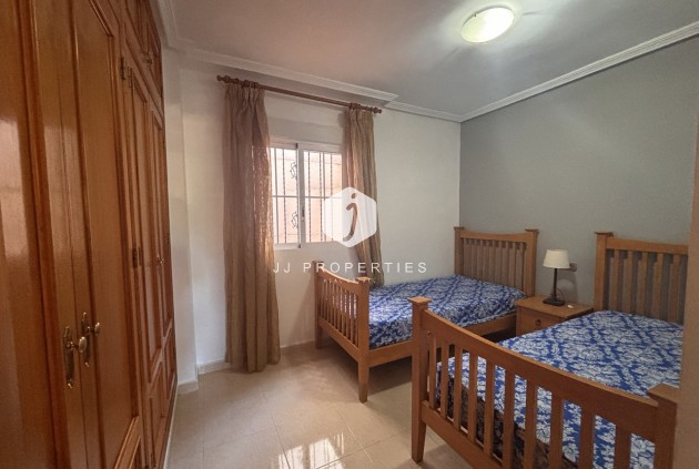 Aus zweiter Hand - Wohnung -
Cabo Roig - Costa Blanca