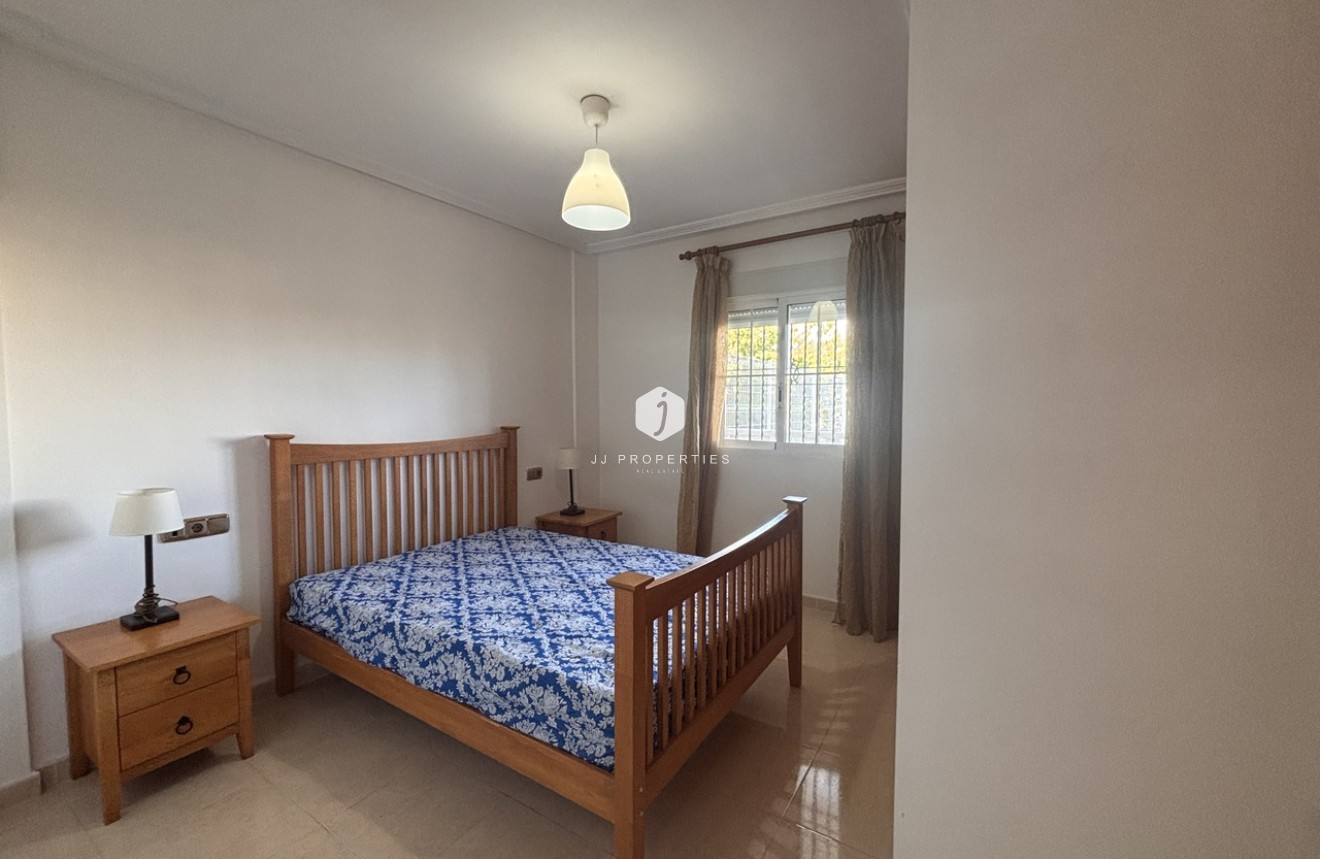 Aus zweiter Hand - Wohnung -
Cabo Roig - Costa Blanca