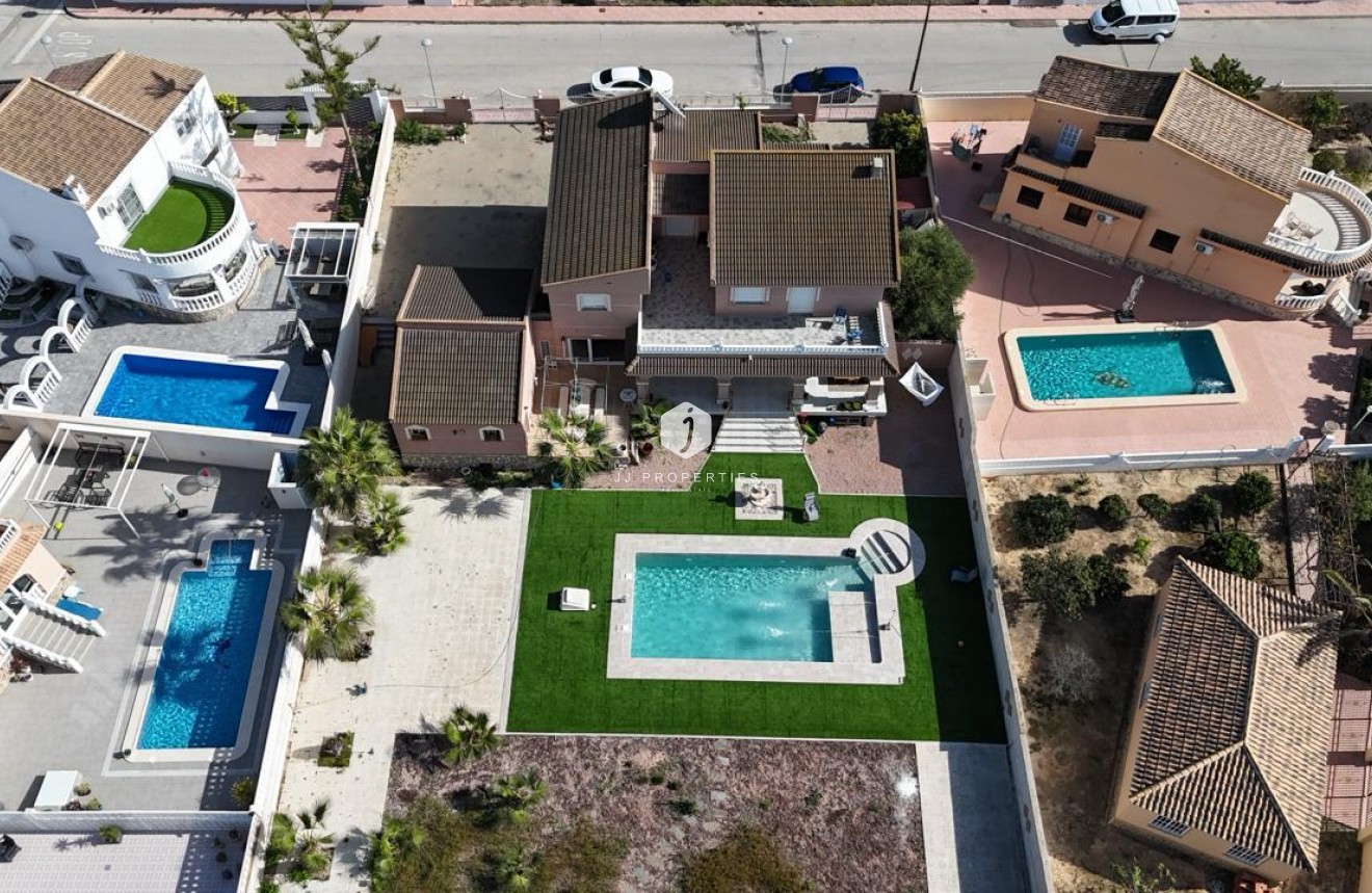 Aus zweiter Hand - Villa -
Benijofar - Costa Blanca