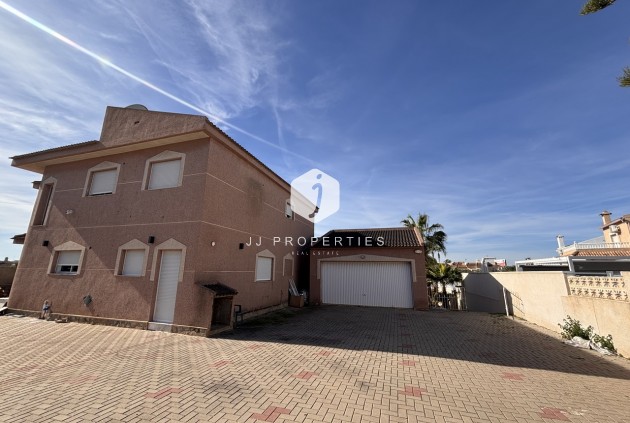 Aus zweiter Hand - Villa -
Benijofar - Costa Blanca