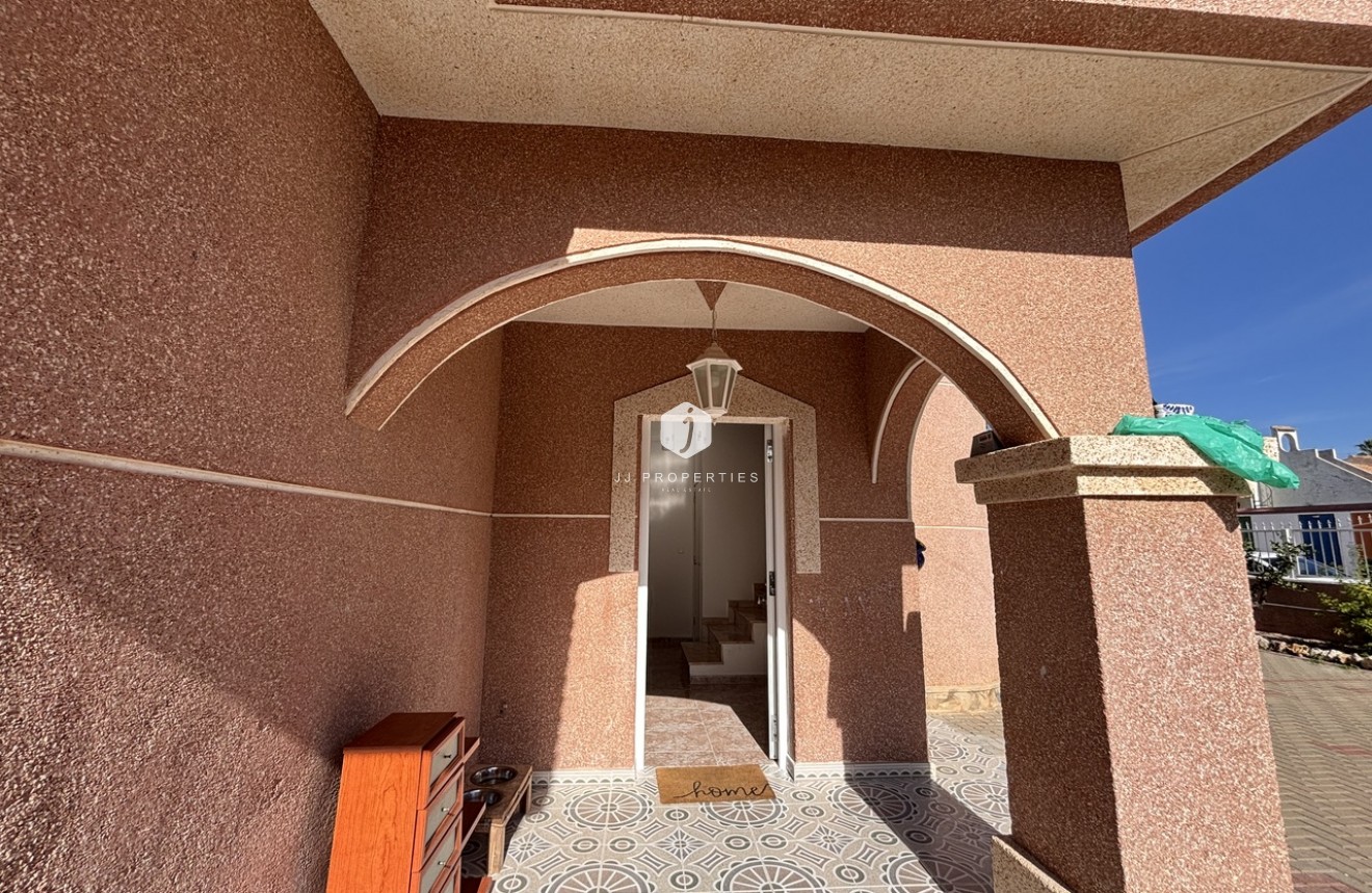 Aus zweiter Hand - Villa -
Benijofar - Costa Blanca