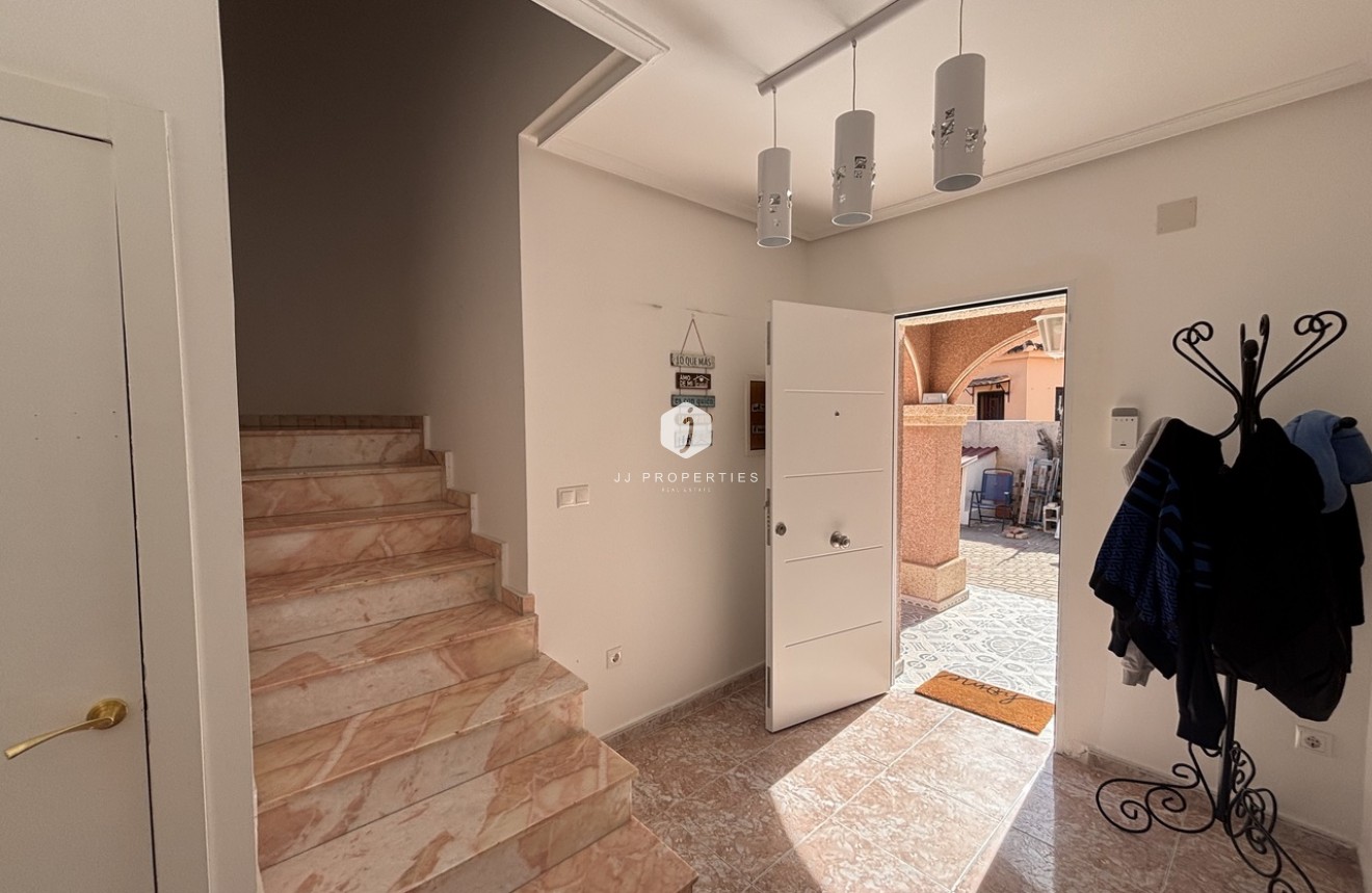 Aus zweiter Hand - Villa -
Benijofar - Costa Blanca