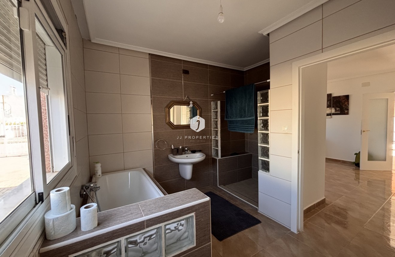 Aus zweiter Hand - Villa -
Benijofar - Costa Blanca