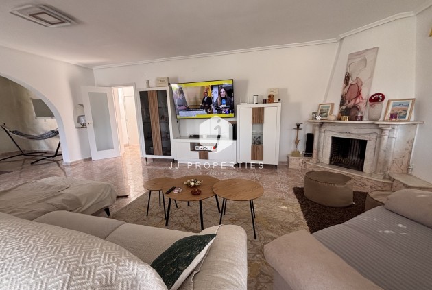 Aus zweiter Hand - Villa -
Benijofar - Costa Blanca