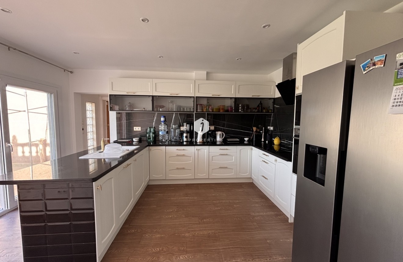 Aus zweiter Hand - Villa -
Benijofar - Costa Blanca