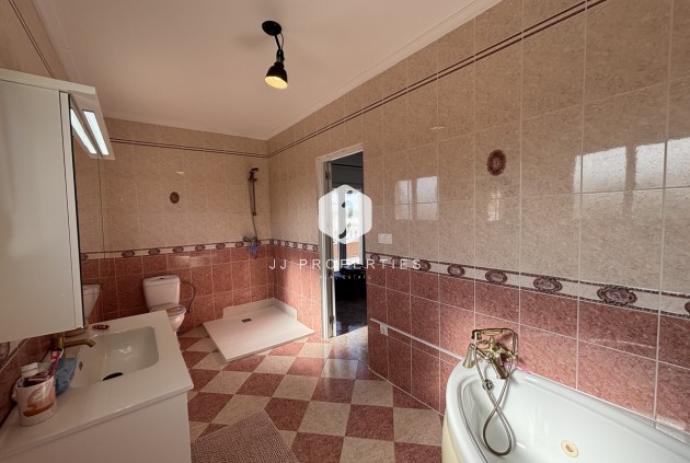 Aus zweiter Hand - Villa -
Benijofar - Costa Blanca