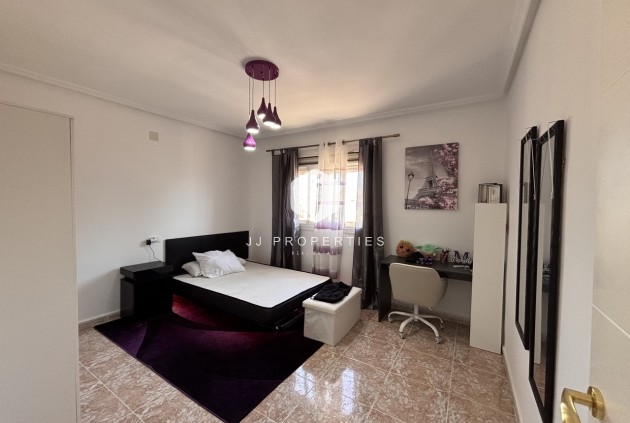 Aus zweiter Hand - Villa -
Benijofar - Costa Blanca