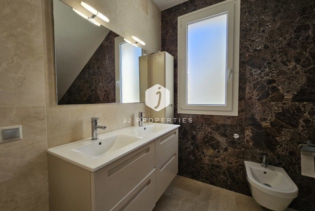 Aus zweiter Hand - Villa -
La Zenia - Costa Blanca