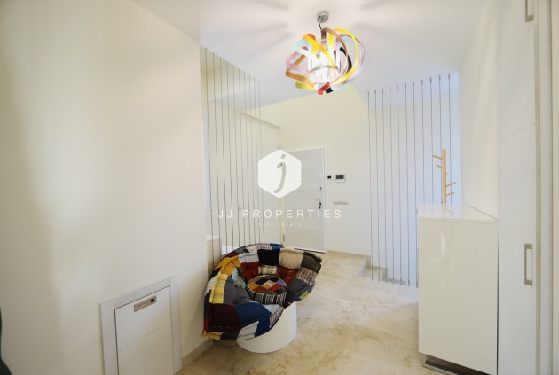 Aus zweiter Hand - Villa -
La Zenia - Costa Blanca