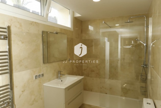 Aus zweiter Hand - Villa -
La Zenia - Costa Blanca