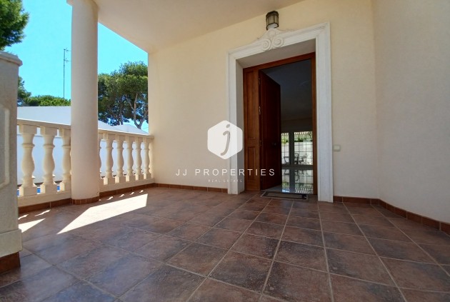 Aus zweiter Hand - Villa -
Cabo Roig - Costa Blanca