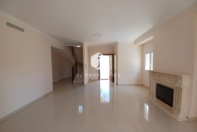 Aus zweiter Hand - Villa -
Cabo Roig - Costa Blanca