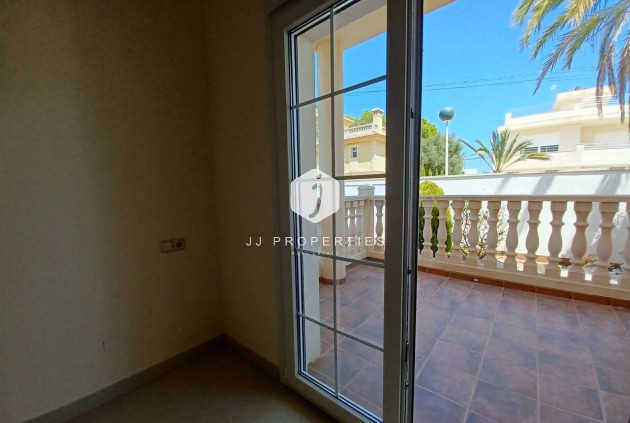 Aus zweiter Hand - Villa -
Cabo Roig - Costa Blanca