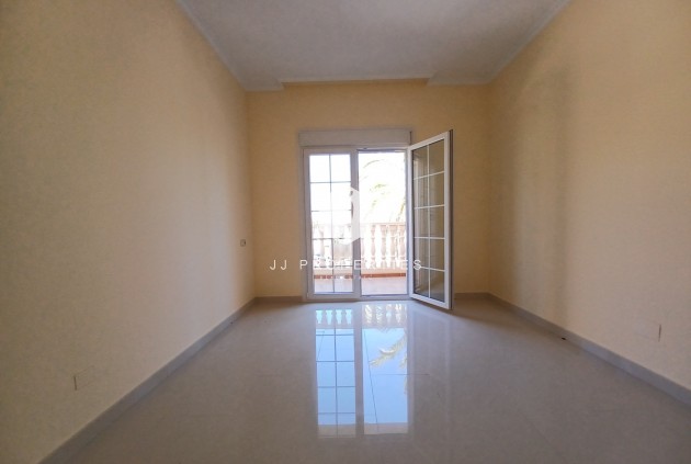 Aus zweiter Hand - Villa -
Cabo Roig - Costa Blanca