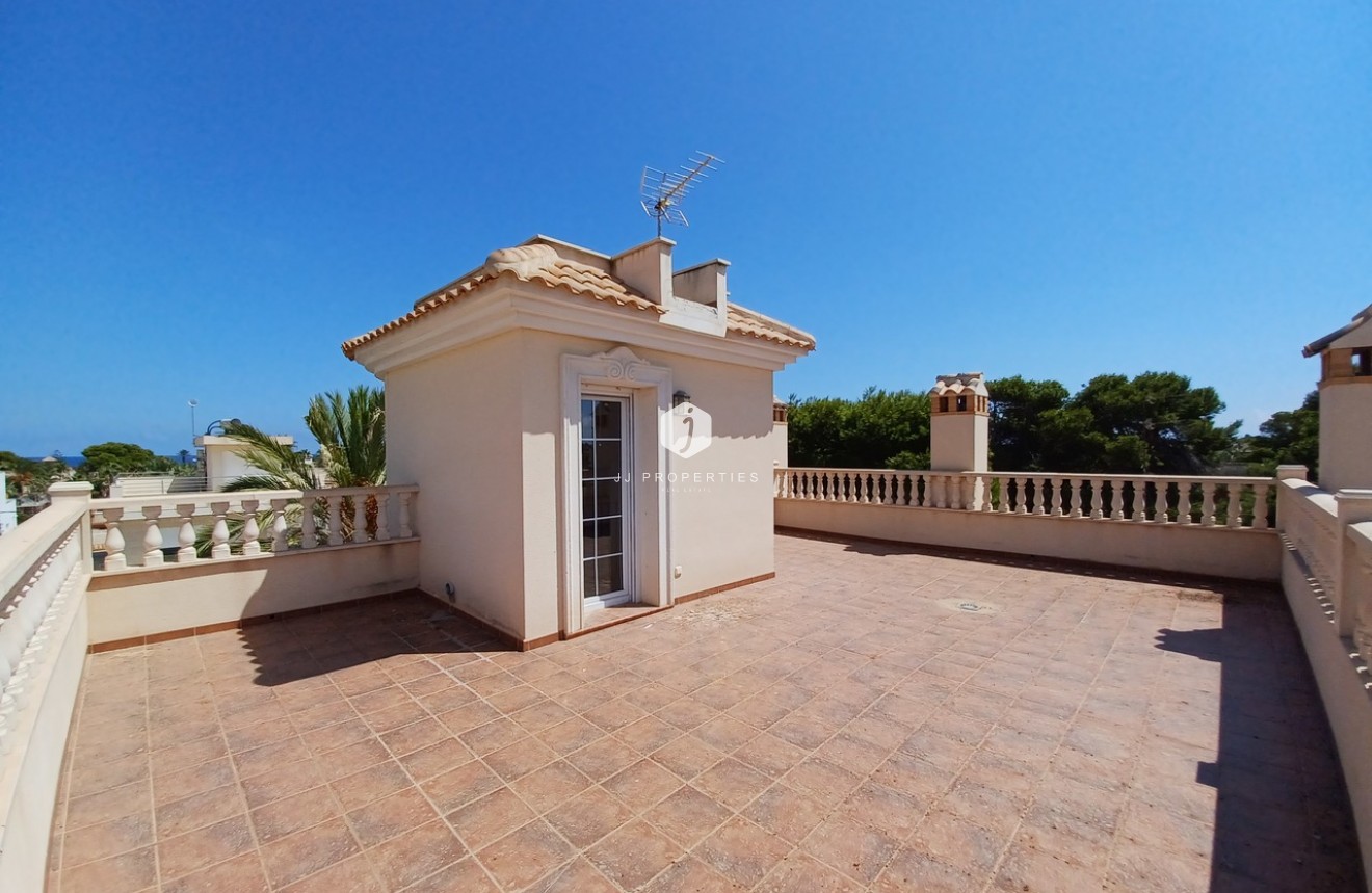 Aus zweiter Hand - Villa -
Cabo Roig - Costa Blanca
