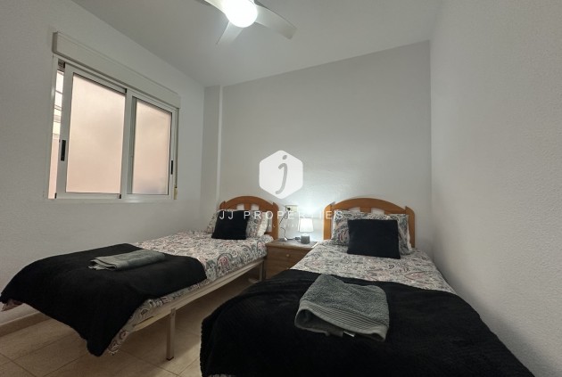 Aus zweiter Hand - Wohnung -
La Zenia - Costa Blanca