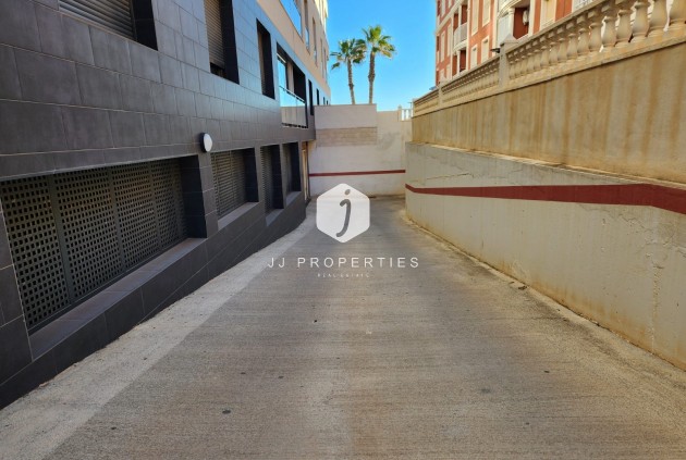 Resale - Apartment / flat -
La Mata - Costa Blanca