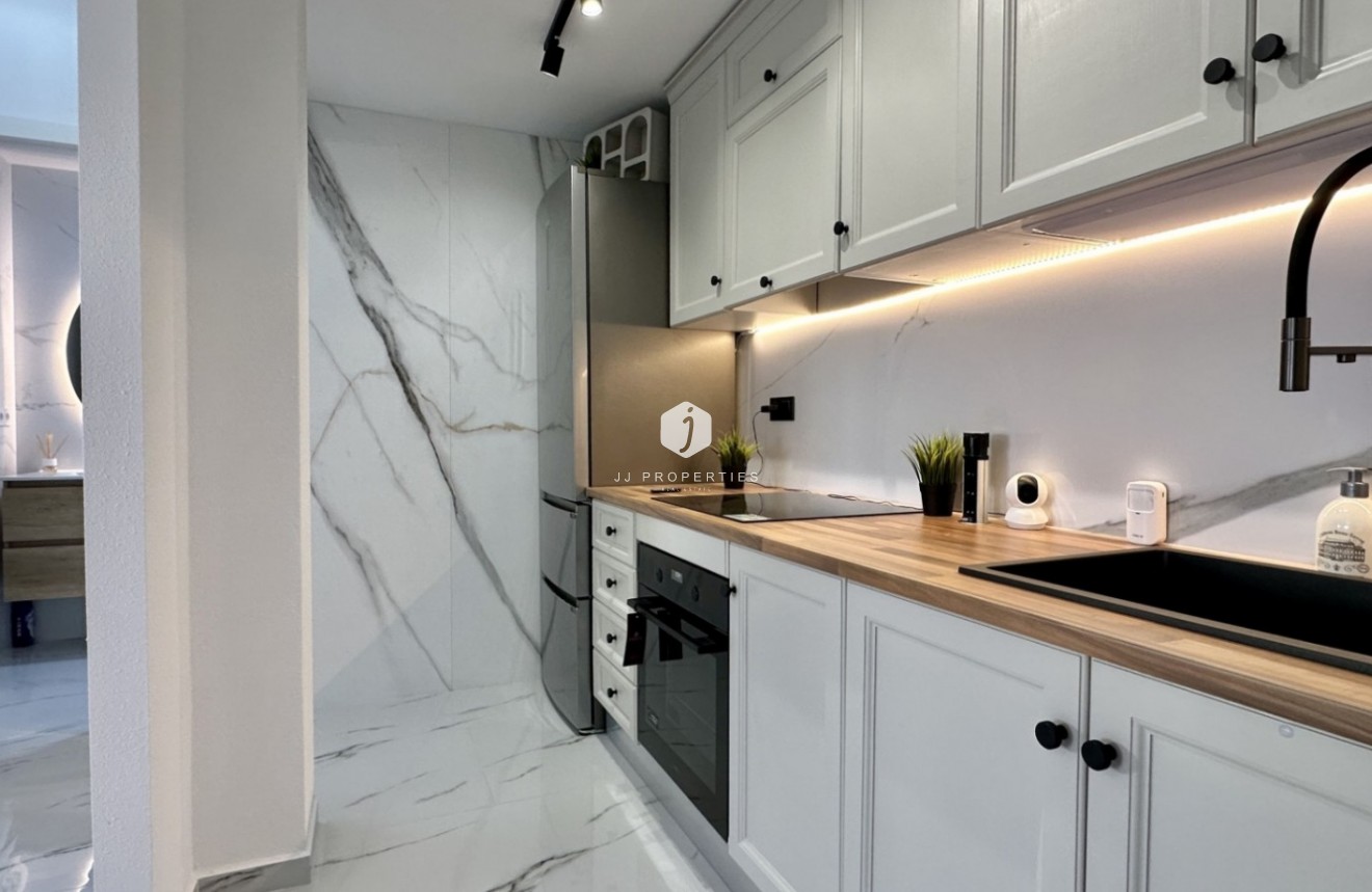 Aus zweiter Hand - Wohnung -
Orihuela Costa - Costa Blanca