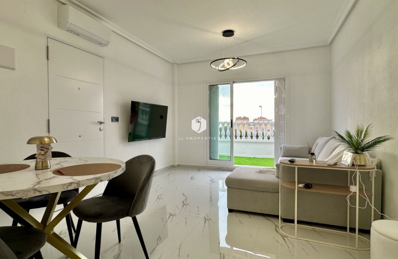 Aus zweiter Hand - Wohnung -
Orihuela Costa - Costa Blanca